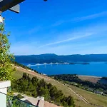 فندق مبيت وإفطار Winery Rizman